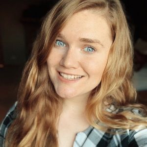 Meet your Posher, Dakota